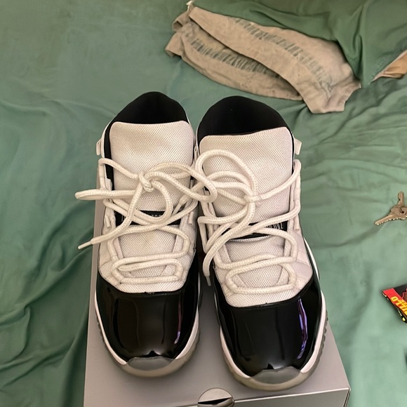 Concord 11s